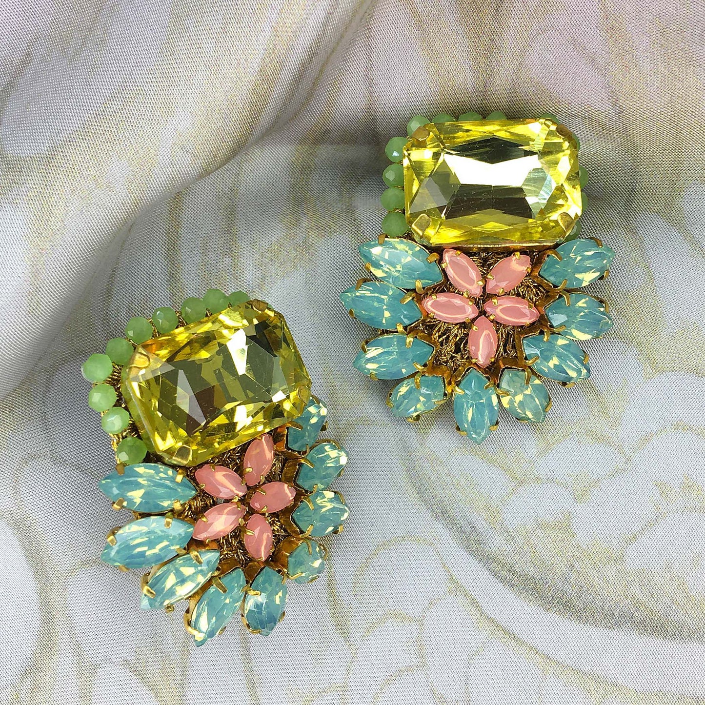 Claire Button Earrings