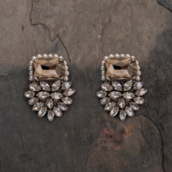 Claire Button Earrings